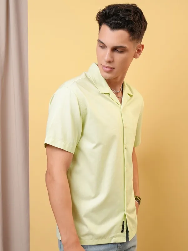 Locomotive Premium Men Light Mint Melange Textured Solid Cuban Collar Relaxed Shirt