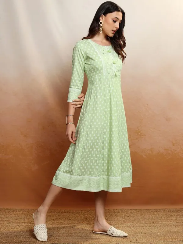 Vishudh Women Green Printed A-Line Dress