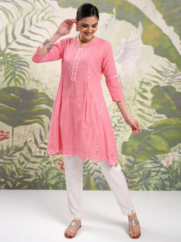 Vishudh Women Pink Embroidered Kurta With Trouser