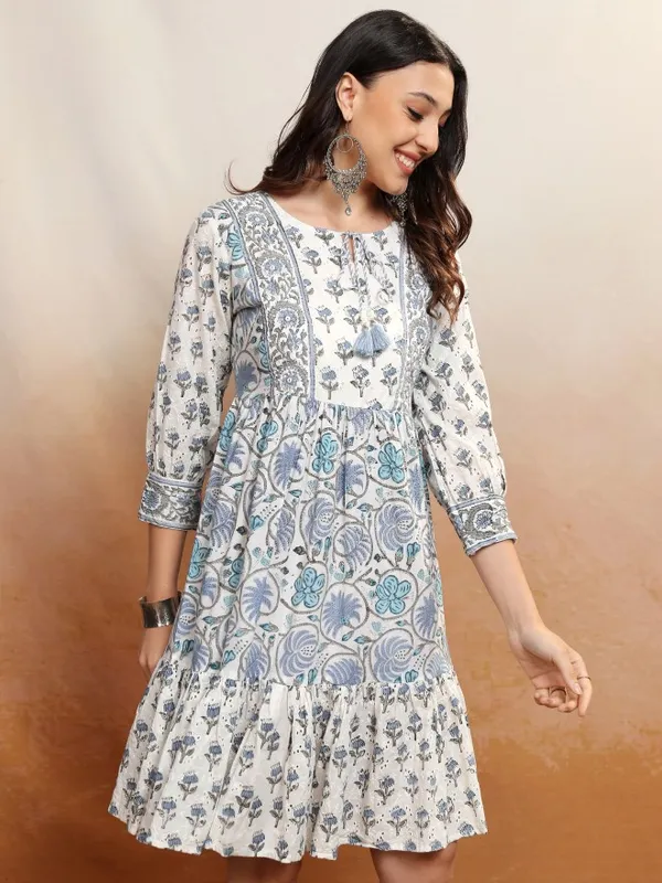 Vishudh Women Blue Printed Maxi Dress