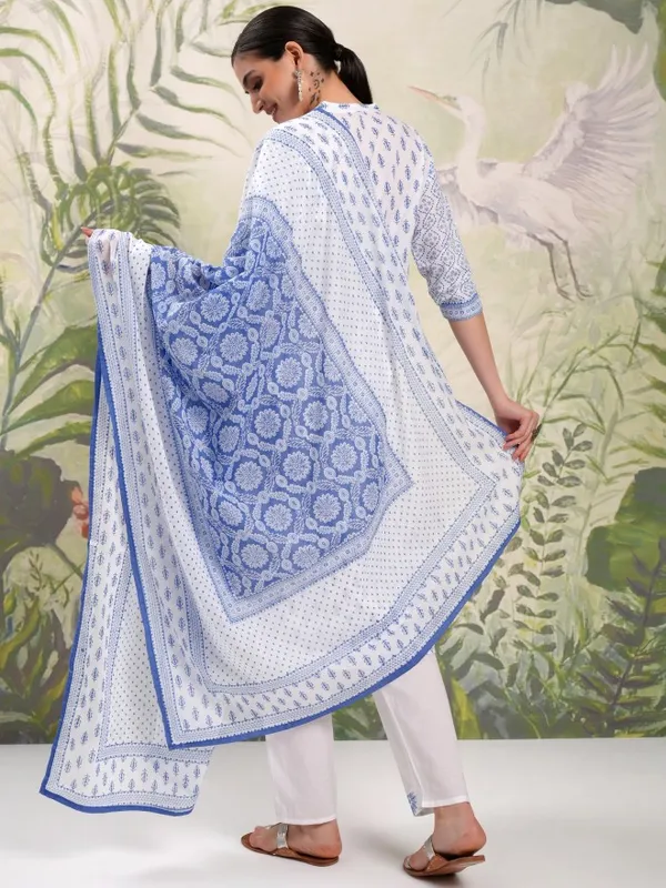 Vishudh Women Blue Printed Kurta With Trouser And Dupatta