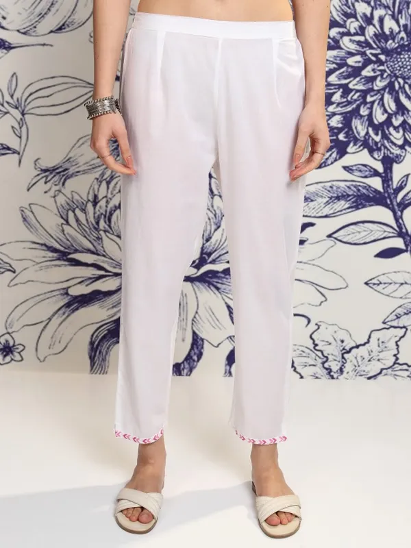 Women Kurta With Trousers & Dupatta