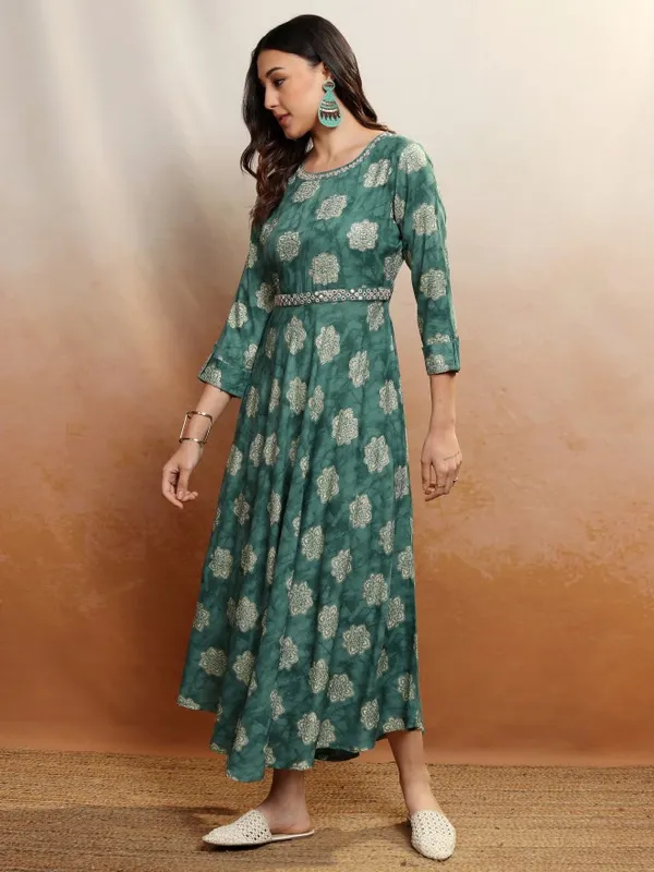 Vishudh Women Green Embroidered Maxi Dress