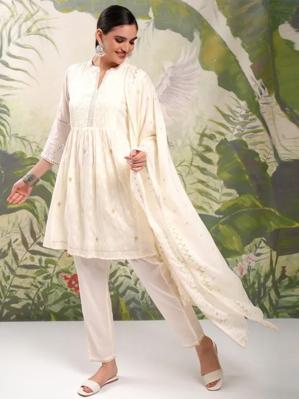 Vishudh Women Cream Embroidered Kurta With Trouser And Dupatta