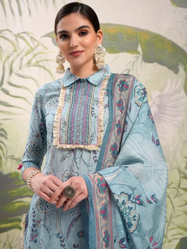 Women Kurta With Trousers & Dupatta