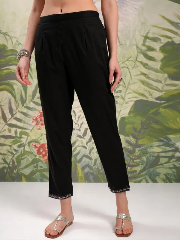 Women Kurta With Trousers & Dupatta