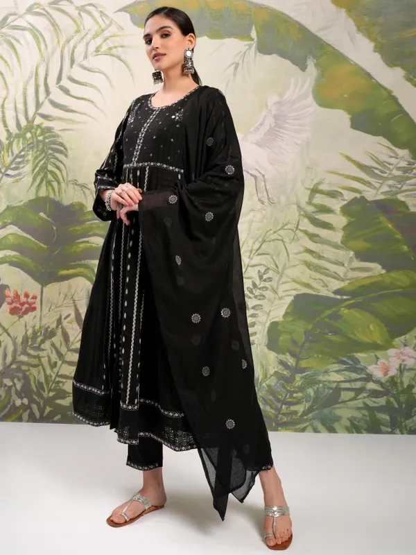 Vishudh Women Black Embroidered Kurta With Trousers And Dupatta