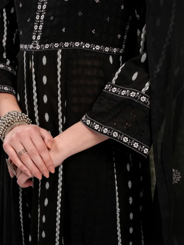 Vishudh Women Black Embroidered Kurta With Trousers And Dupatta