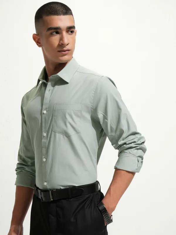 Highlander Men Green Slim Fit Casual Shirt