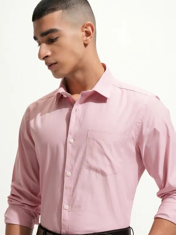 Highlander Men Pink Slim Fit Casual Shirt