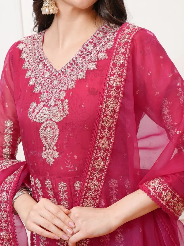 Women Kurta With Trousers & Dupatta