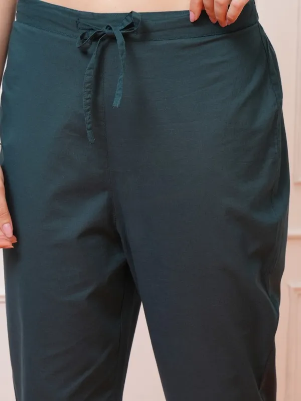 Women Kurta With Trousers & Dupatta