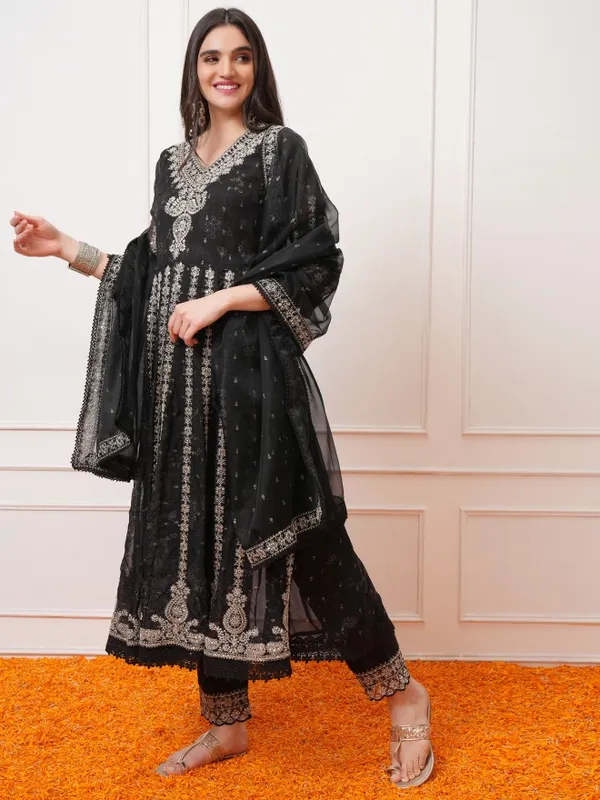 Vishudh Women Black Embroidered Kurta With Trousers And Dupatta
