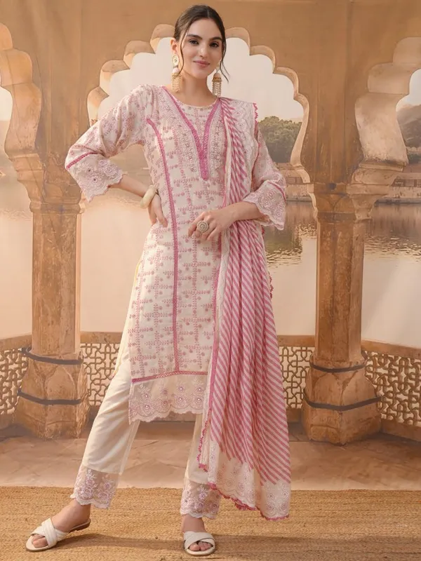 Women Kurta With Trousers & Dupatta