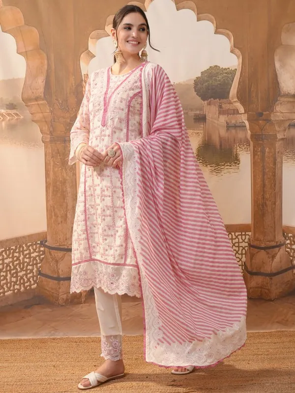 Women Kurta With Trousers & Dupatta