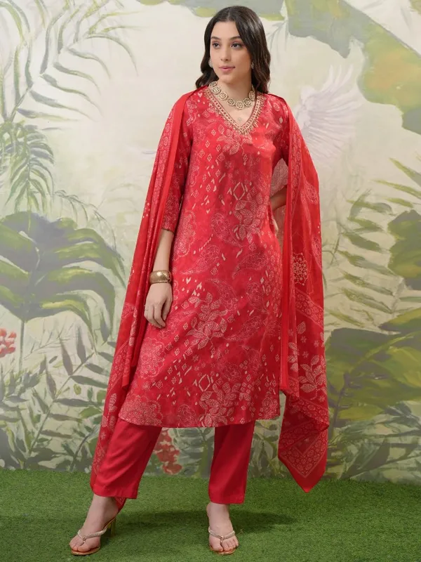 Vishudh Women Pink Printed Kurta With Trousers & Dupatta