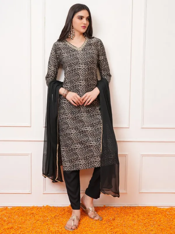 Vishudh Women Black Printed Kurta With Trouser And Dupatta