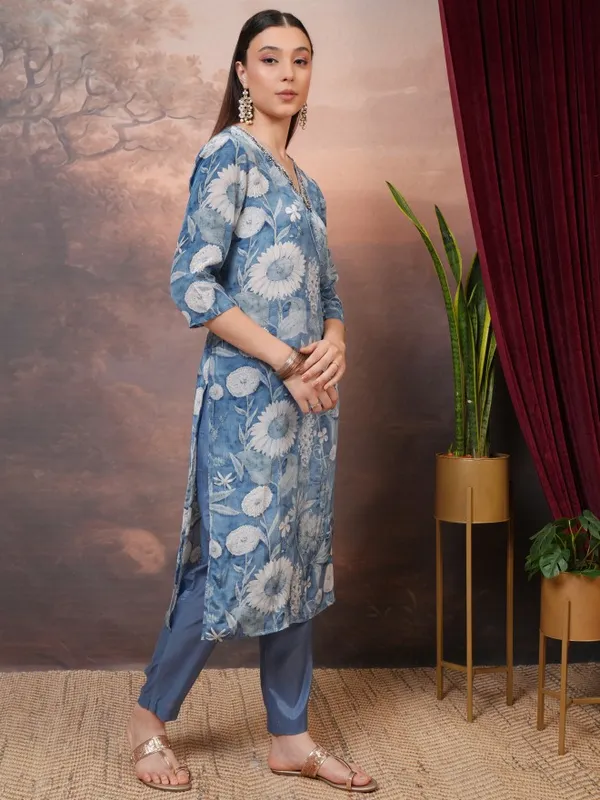  Vishudh Women Grey Printed Kurta Sets