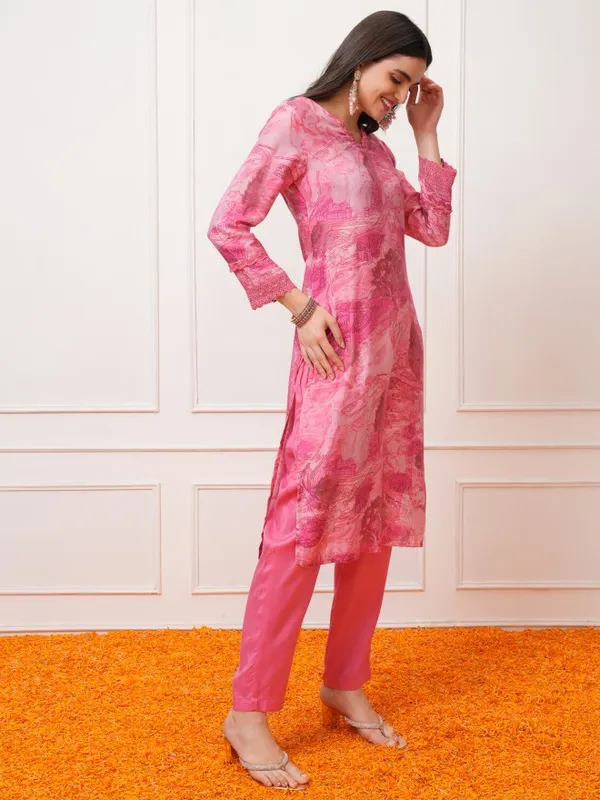 Vishudh Women Pink Printed Kurta With Trousers And Dupatta