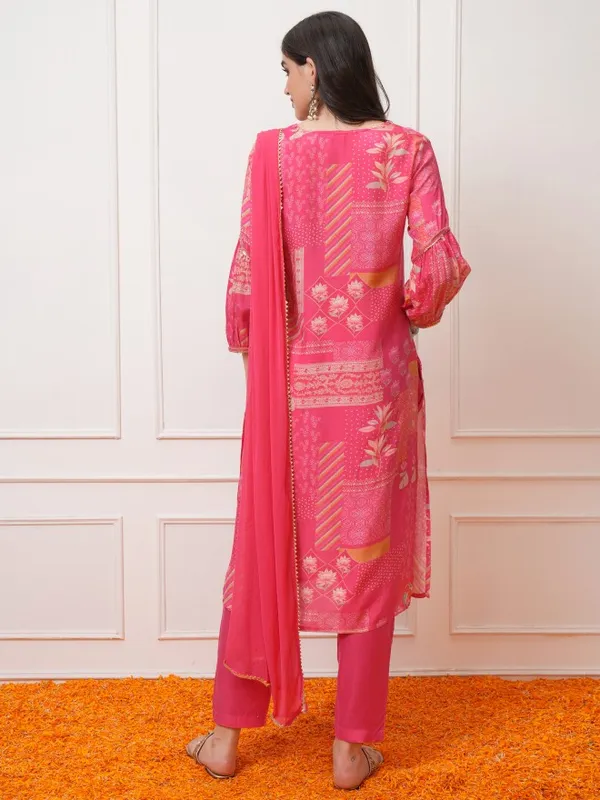 Vishudh Women Pink Printed Kurta With Trousers And Dupatta