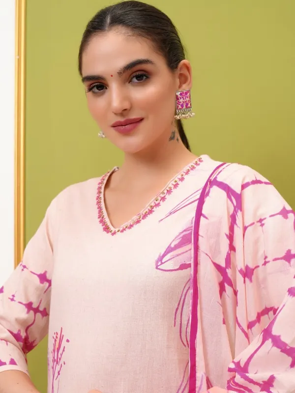  Vishudh Women Pink Printed Kurta Sets
