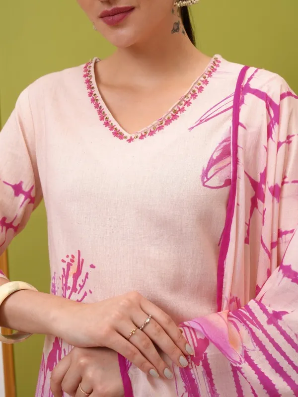  Vishudh Women Pink Printed Kurta Sets