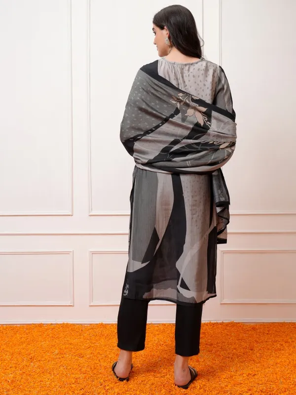 Vishudh Women Grey Printed Kurta With Trousers And Dupatta