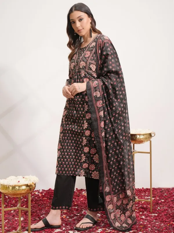 Vishudh Women Black Printed Kurta With Trouser And Dupatta