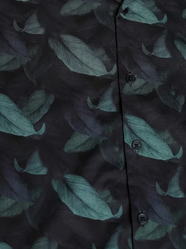 Locomotive Premium Men Black Printed Relaxed Fit Casual Shirt