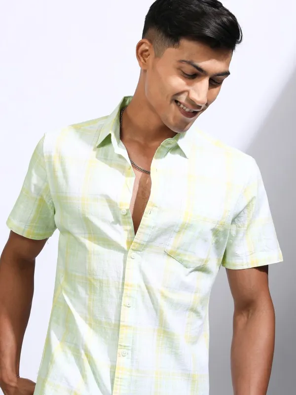 Men Regular Fit Casual Shirt