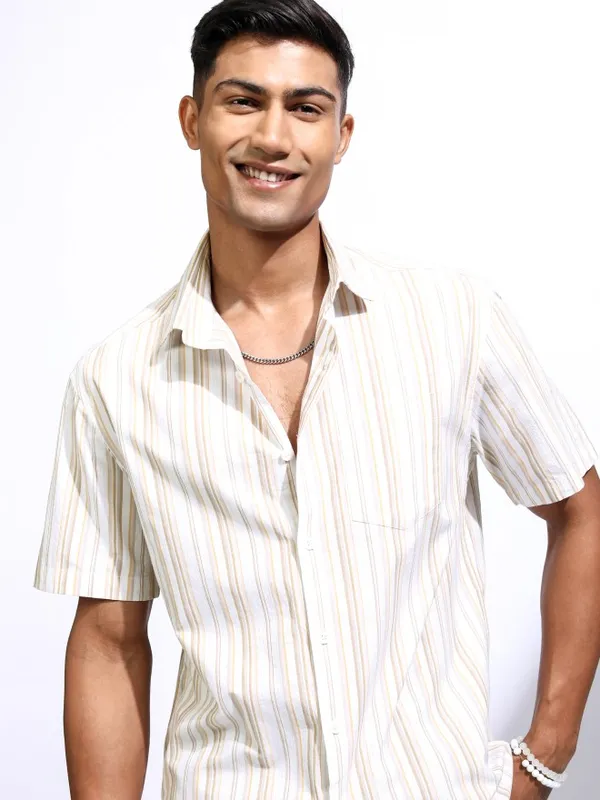 Locomotive Men White Striped Relaxed Fit Casual Shirt