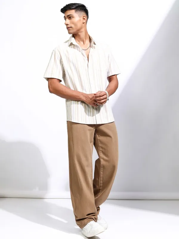 Locomotive Men White Striped Relaxed Fit Casual Shirt