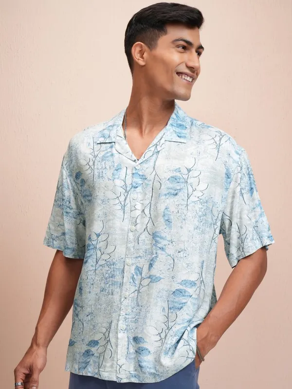 Locomotive Men Blue Printed Oversized Fit Casual Shirt
