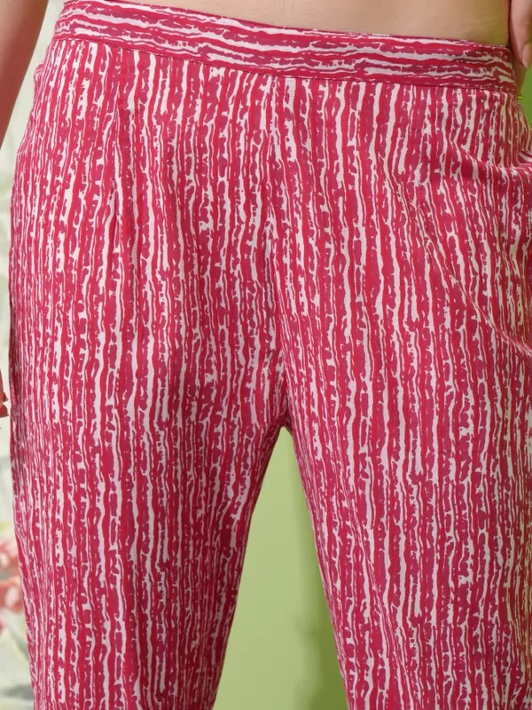 Vishudh Women Pink Printed Kurta With Trouser And Dupatta