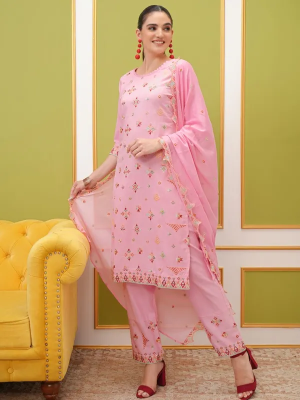  Vishudh Women Pink Embroidered Kurta Sets