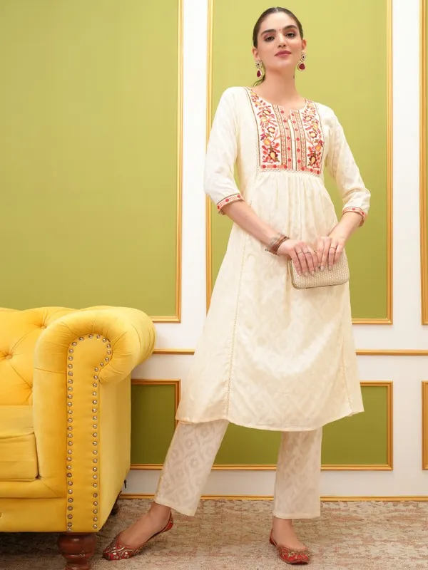 Women Kurta Sets