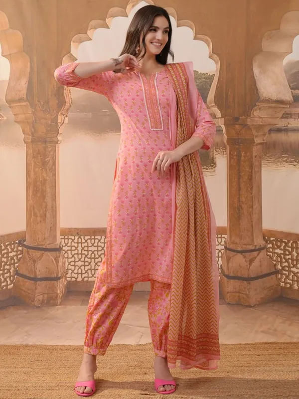 Vishudh Women Pink Printed Kurta With Trousers & Dupatta