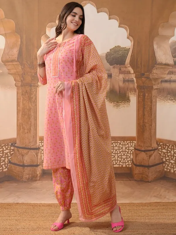 Vishudh Women Pink Printed Kurta With Trousers & Dupatta