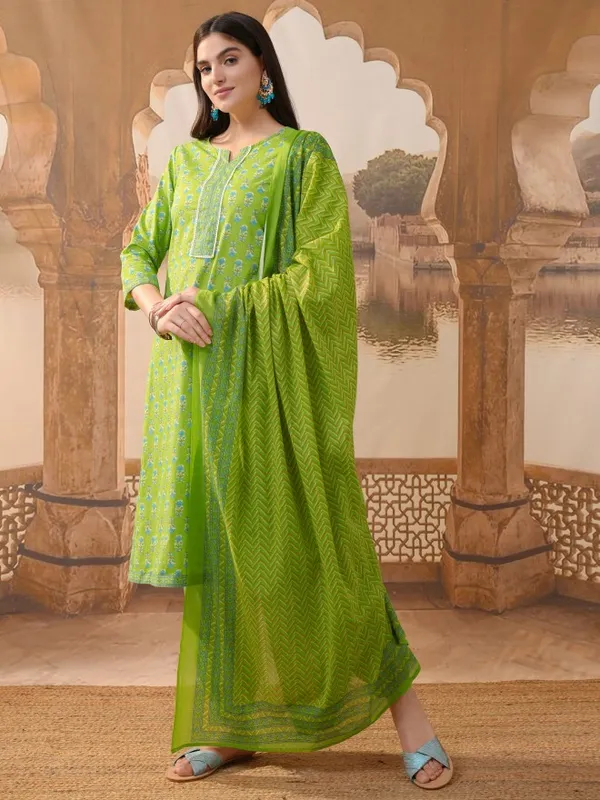 Vishudh Women Green Printed Kurta With Trousers & Dupatta