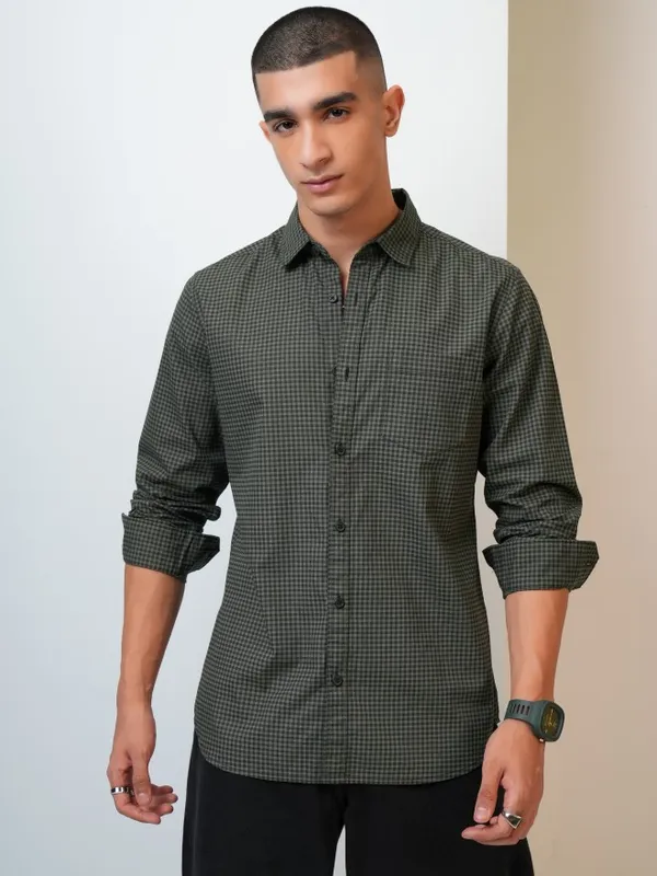 Highlander Men Olive Checked Slim Fit Casual Shirt