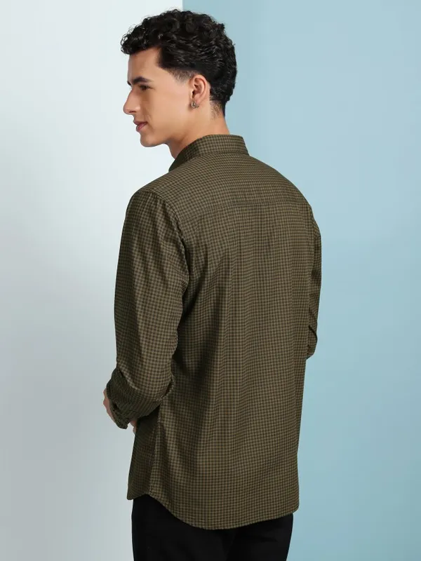 Highlander Men Brown Checked Slim Fit Casual Shirt