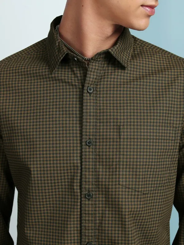 Highlander Men Brown Checked Slim Fit Casual Shirt