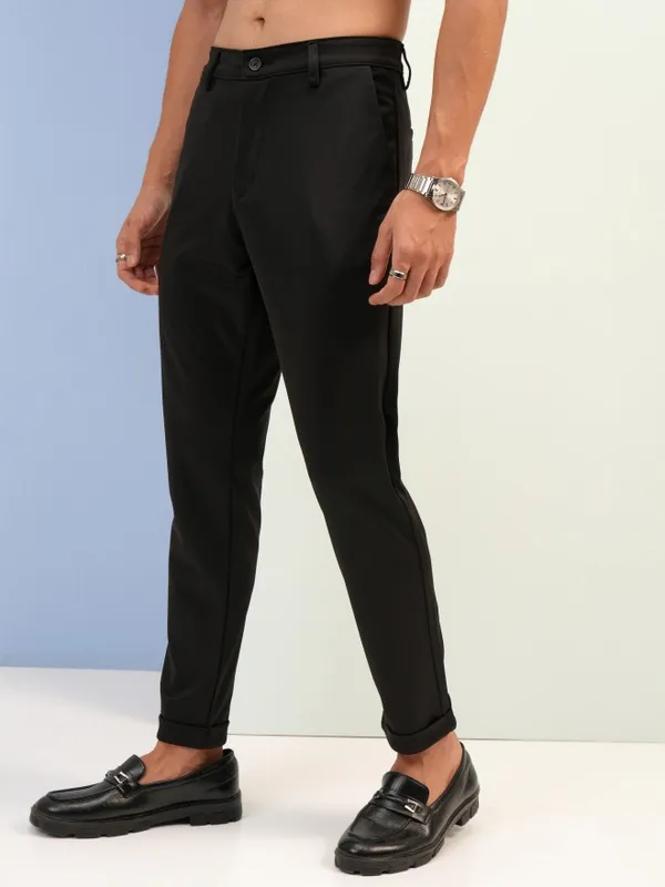  Highlander Men Black Tapered Fit Solid Casual Trousers