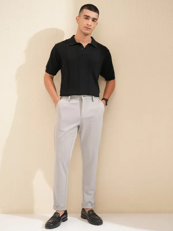 Highlander Men Grey Slim Fit Solid Chinos