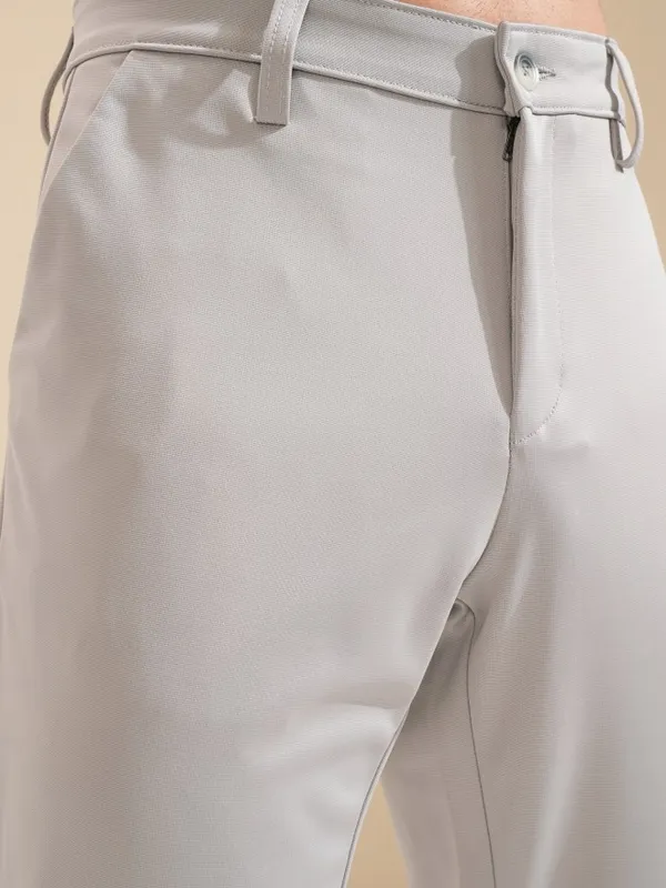 Highlander Men Grey Slim Fit Solid Chinos