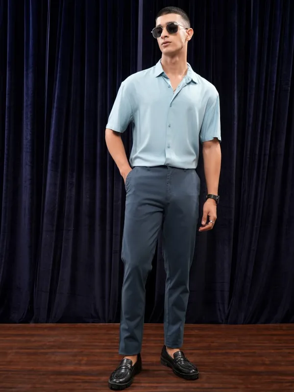 Highlander Men Blue Tapered Fit Chinos Trouser