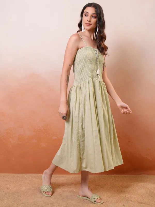 Vishudh Women Green Printed A-Line Dress