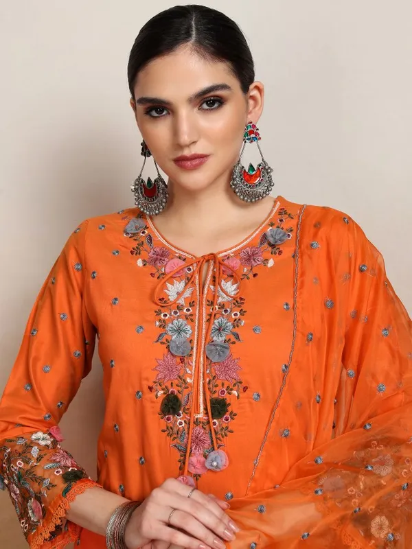 Women Kurta With Sharara & Dupatta