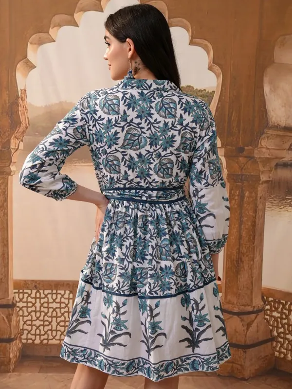 Vishudh Women Blue Printed Fit And Flare Dress