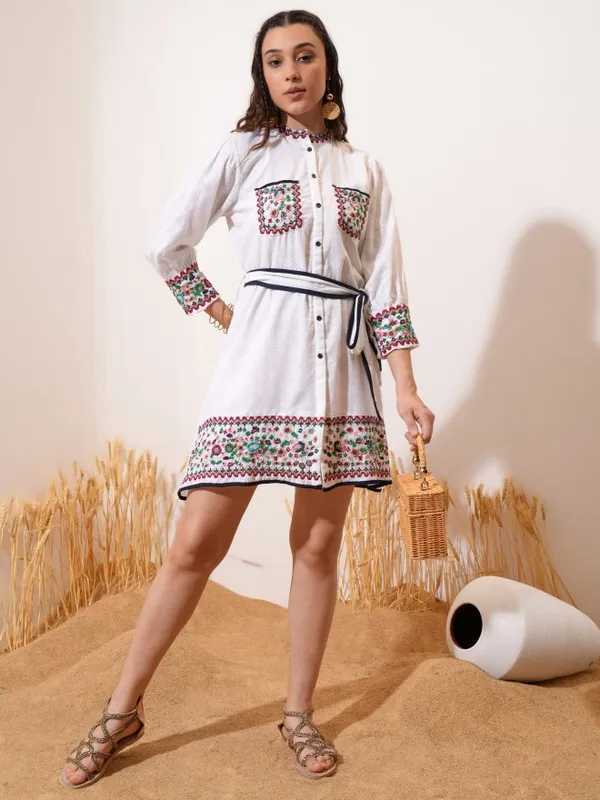 Vishudh Women Off White Embroidered Fit And Flare Dress